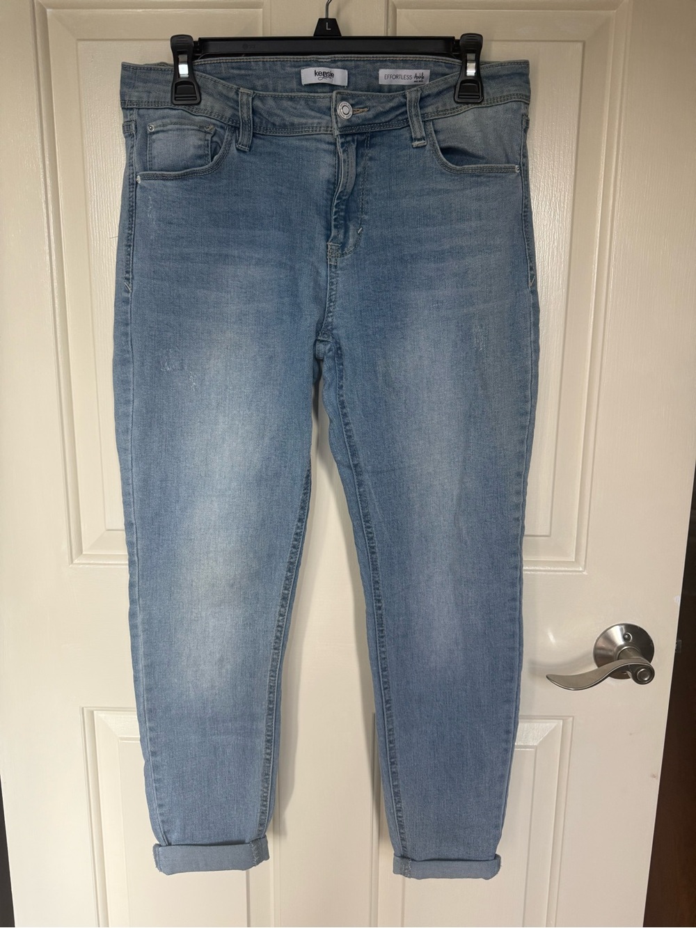 Kensie Light Wash Blue Ankle Jeans - Size 10/30